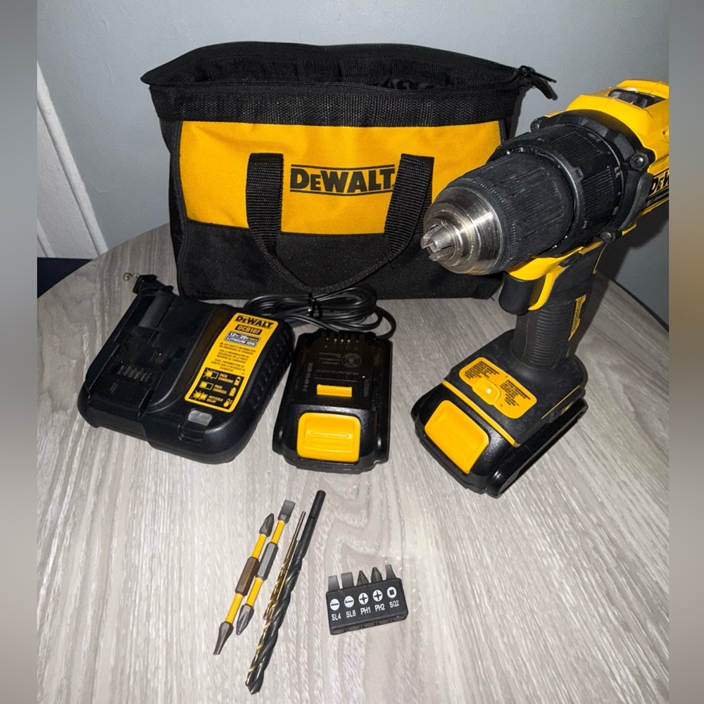 DeWalt Yellow and Black Cordless Drill Set